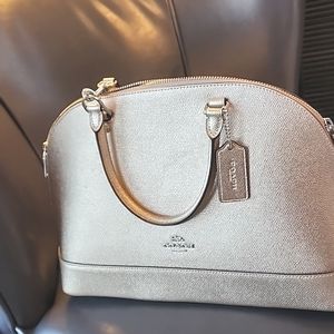 Like new large[see dimensions] Katy Satchel Gold metallic coach purse